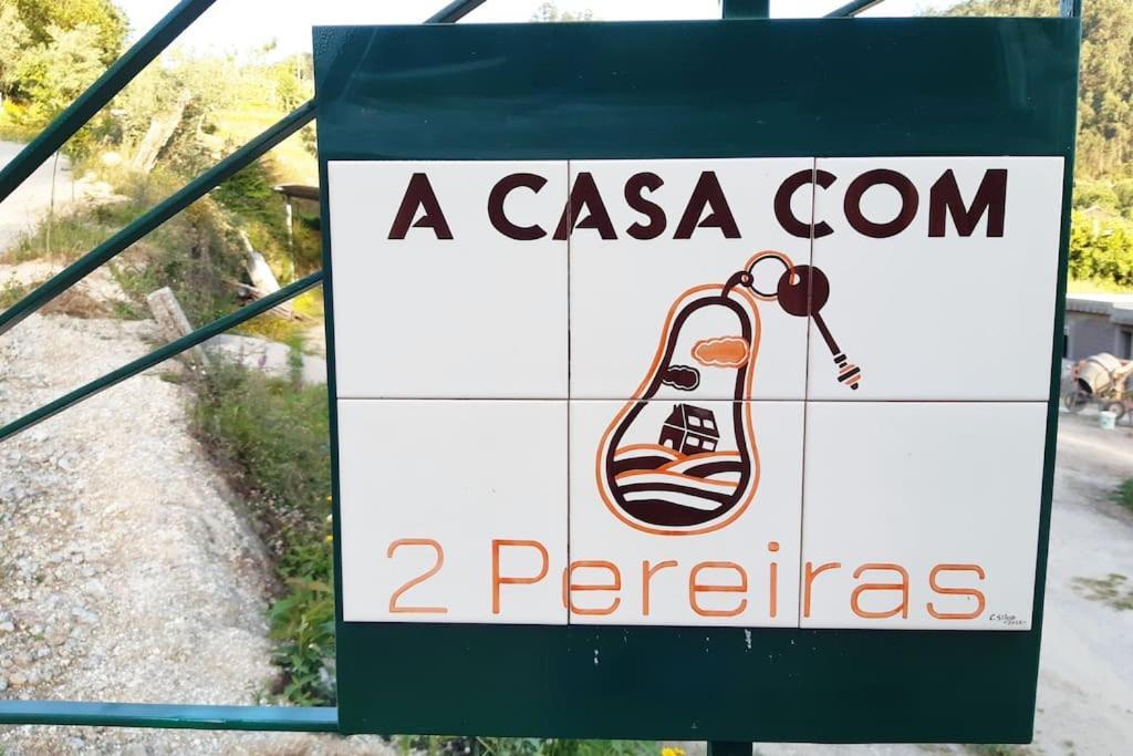 A Casa Com 2 Pereiras Terras de Bouro Exterior foto